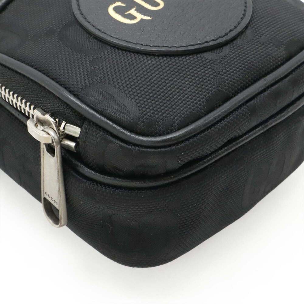 GUCCI Authentic Black Leather Shoulder Bag - Picture 4 of 10